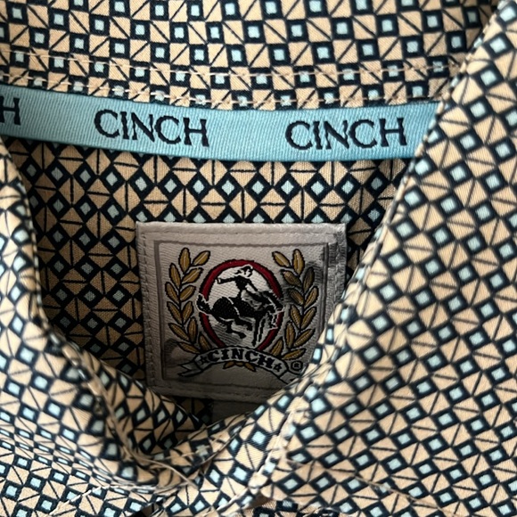 Cinch shirt - Picture 3 of 4